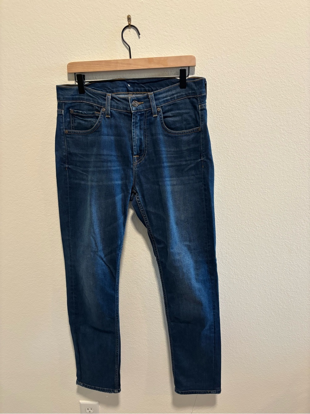 7 For All Mankind Men's Slim Straight Jeans in Dark Blue Wash